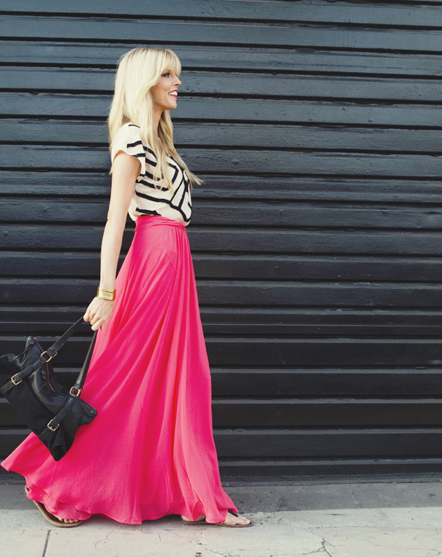 what to pair with maxi skirt